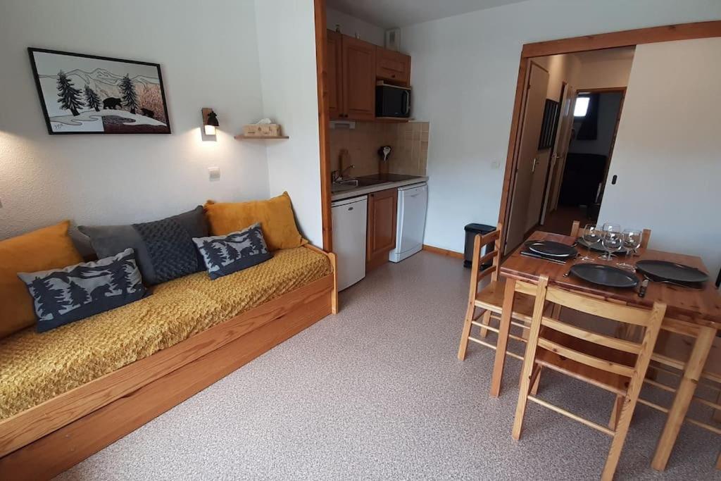 Superbe Appartement La Joue Du Loup Centre, 6 Personnes, Avec Parking Prive Saint-Étienne-en-Dévoluy Exterior foto