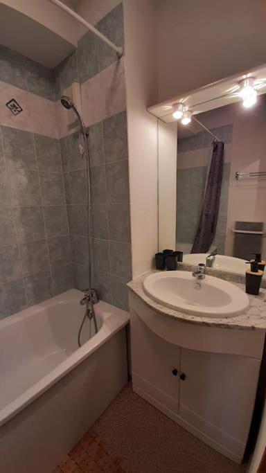 Superbe Appartement La Joue Du Loup Centre, 6 Personnes, Avec Parking Prive Saint-Étienne-en-Dévoluy Exterior foto