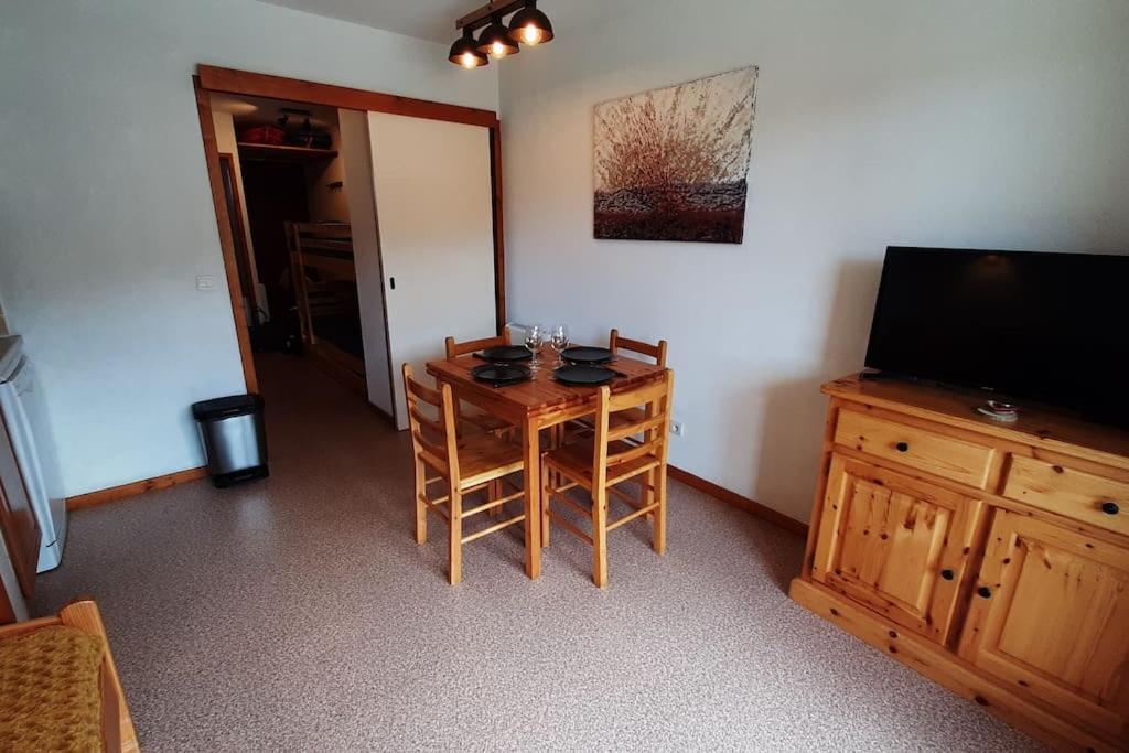 Superbe Appartement La Joue Du Loup Centre, 6 Personnes, Avec Parking Prive Saint-Étienne-en-Dévoluy Exterior foto