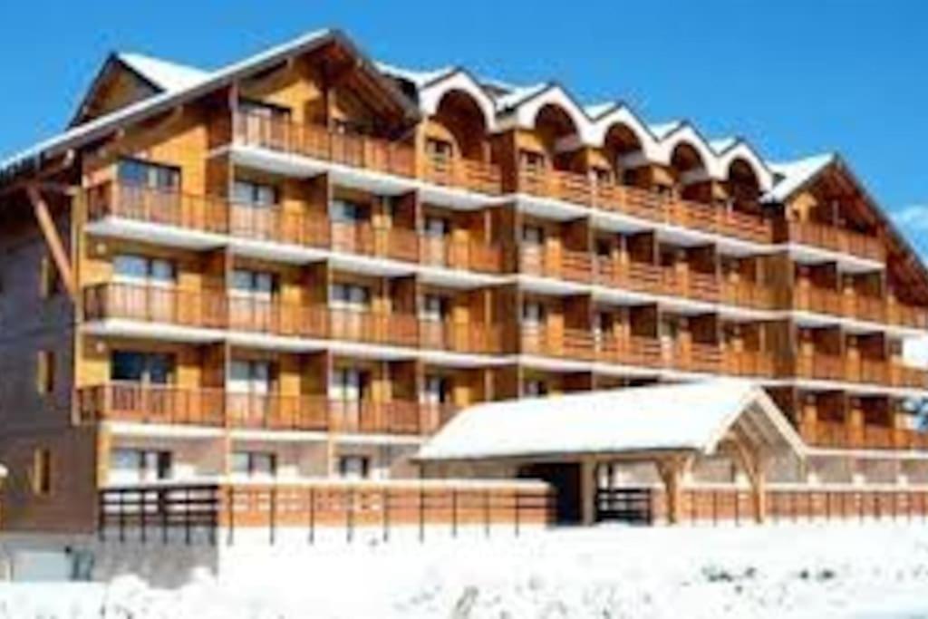 Superbe Appartement La Joue Du Loup Centre, 6 Personnes, Avec Parking Prive Saint-Étienne-en-Dévoluy Exterior foto